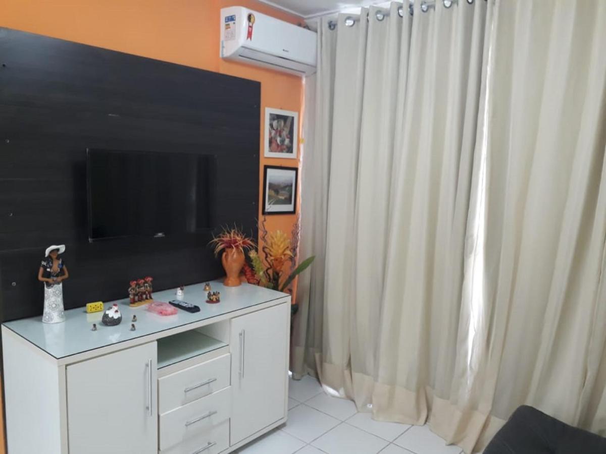 Na Beira Mar De Pajucara- Edif Neo- Apartamento Quarto E Sala - Possui Varanda- Vista Lateral Do Mar -Rua Julio Plech Filho 60 Esquina Com Avenida Doutor Antonio Gouveia - Consumo Eletrico E Pago No Ckeck-Out 1Kwh E 1,35 Reias- Tem Tela De Protecao Apartment Maceio  Luaran gambar