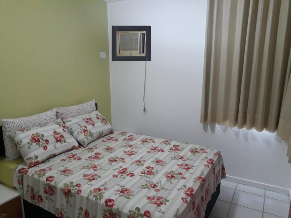Na Beira Mar De Pajucara- Edif Neo- Apartamento Quarto E Sala - Possui Varanda- Vista Lateral Do Mar -Rua Julio Plech Filho 60 Esquina Com Avenida Doutor Antonio Gouveia - Consumo Eletrico E Pago No Ckeck-Out 1Kwh E 1,35 Reias- Tem Tela De Protecao Apartment Maceio  Luaran gambar