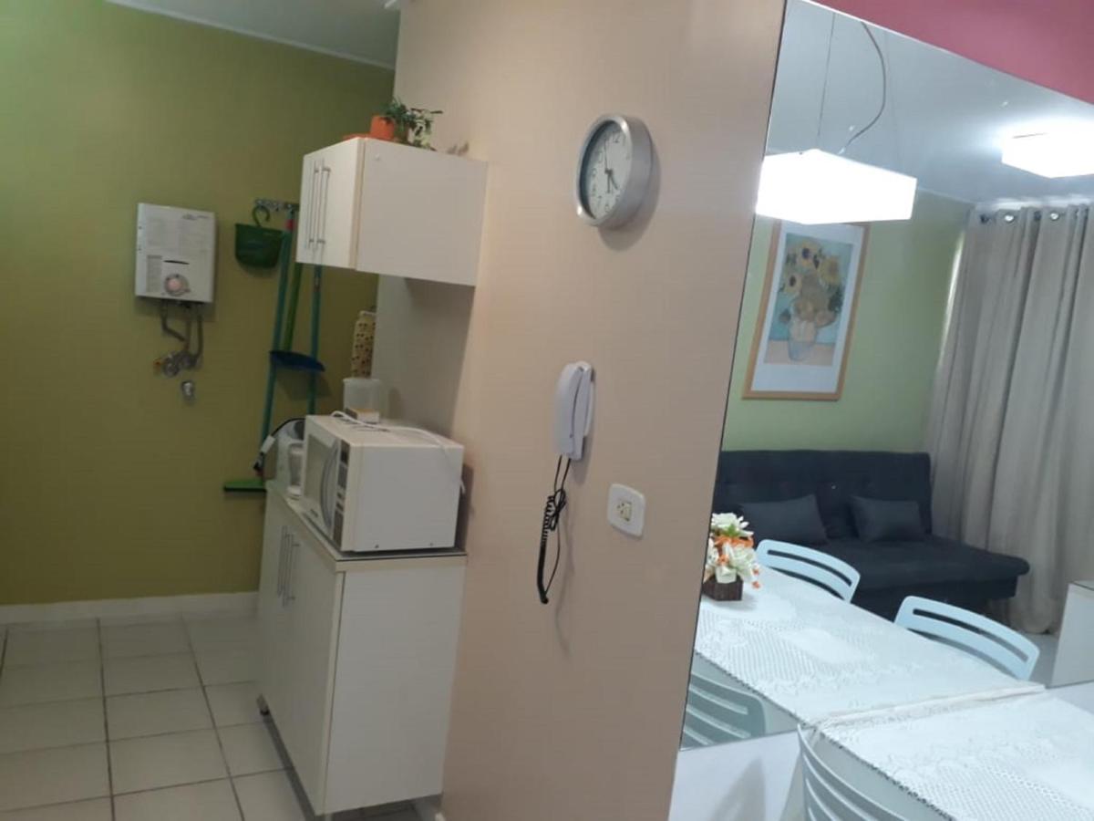 Na Beira Mar De Pajucara- Edif Neo- Apartamento Quarto E Sala - Possui Varanda- Vista Lateral Do Mar -Rua Julio Plech Filho 60 Esquina Com Avenida Doutor Antonio Gouveia - Consumo Eletrico E Pago No Ckeck-Out 1Kwh E 1,35 Reias- Tem Tela De Protecao Apartment Maceio  Luaran gambar
